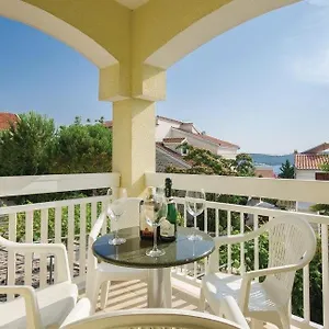 Ciovo Apartament