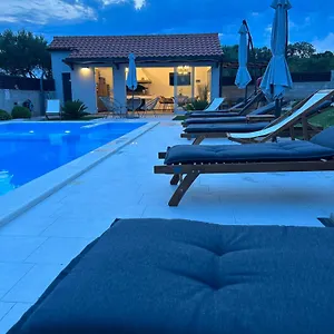 Angelo Apartament Bibinje