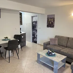 Vilma Apartament Lovran
