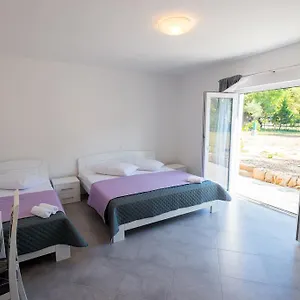 Rujno Apartament Starigrad Paklenica